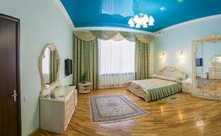 Гостиница Славянка Краснодар  Улучшенный двухместный номер с 1 кроватью-8